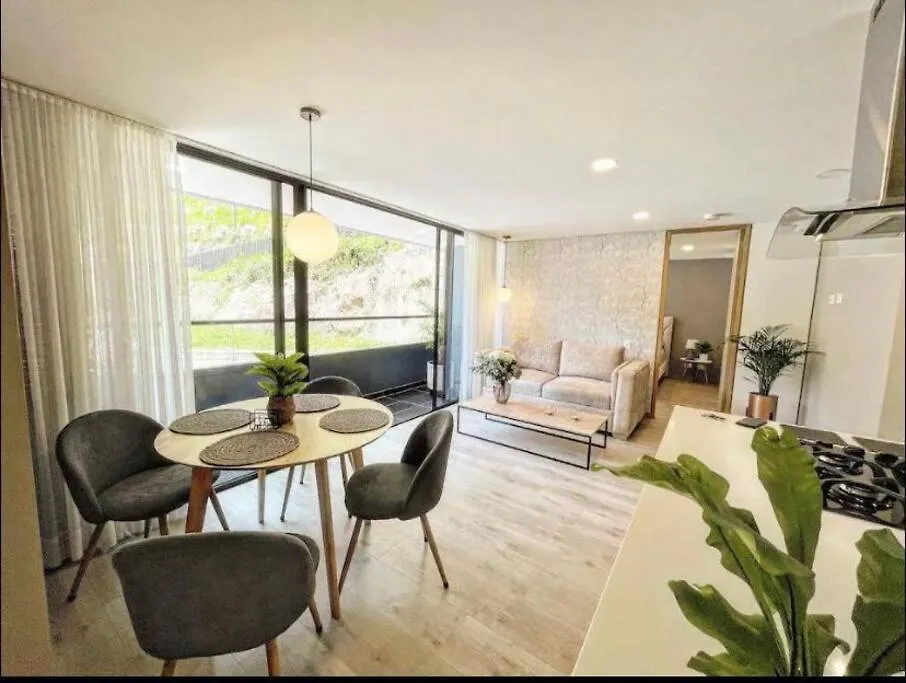Remotecasa - El Poblado, 2 Bedrooms+Office Medellin Colombia