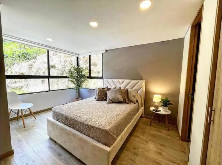 Apartment Remotecasa - El Poblado, 2 Bedrooms+Office Medellin