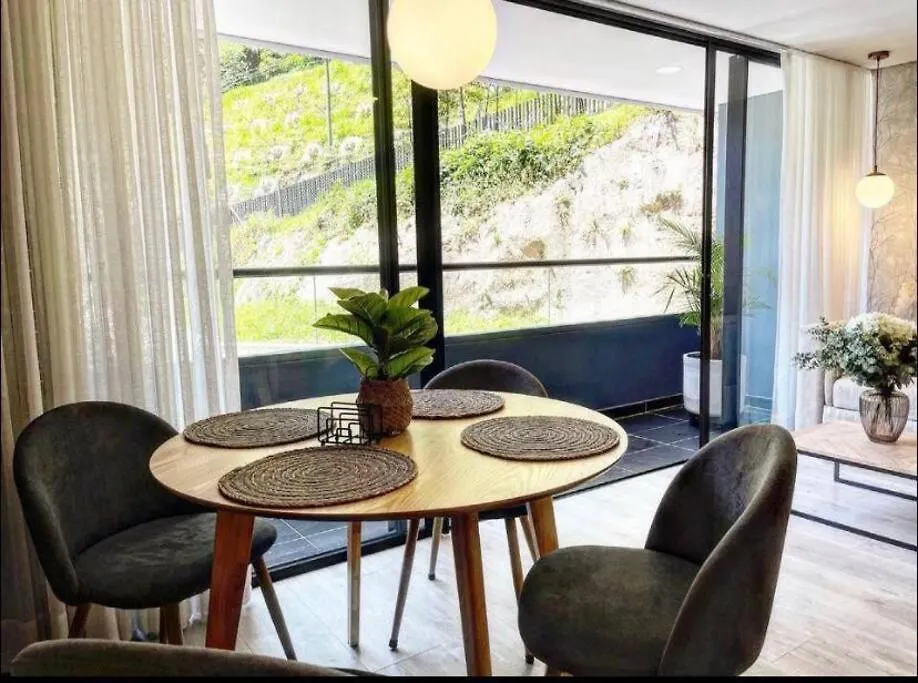 Remotecasa - El Poblado, 2 Bedrooms+Office Medellin Colombia